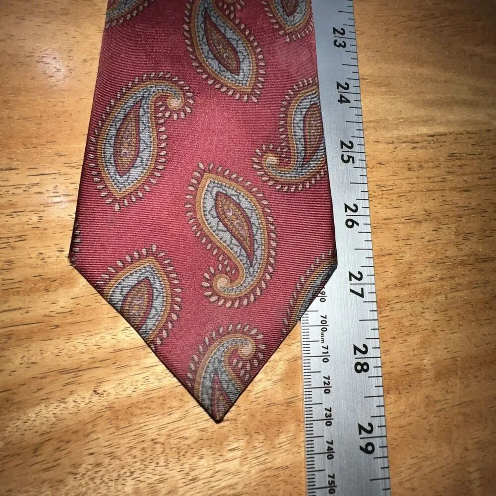 Hickok Men’s Silk Tie Maroon with Turquoise‎ Colored Paisley Made In USA